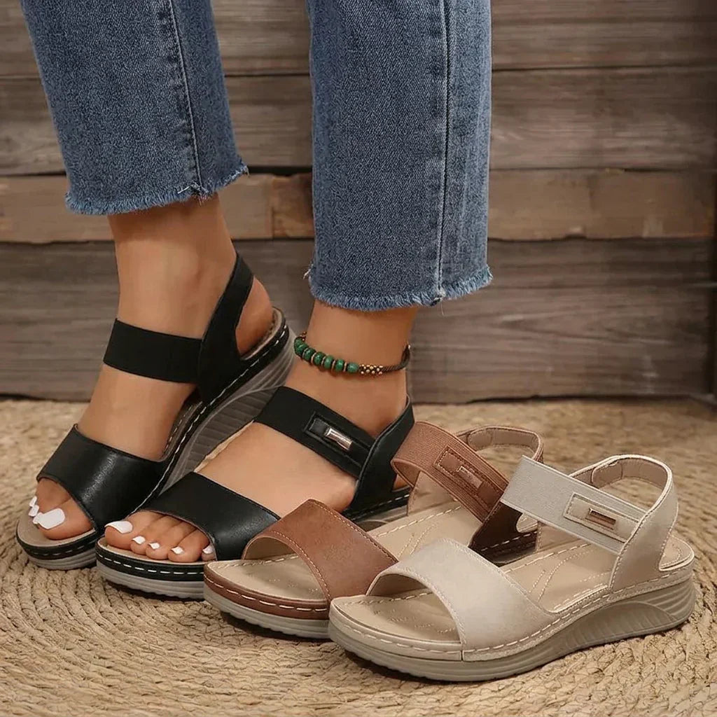 Delia | Sandals