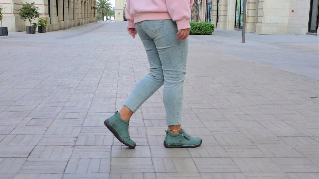 Galina | Therapeutic Comfort Trainers