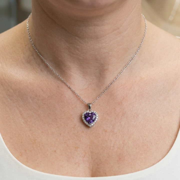 Lowri Heart Radiance Necklace | White Gold