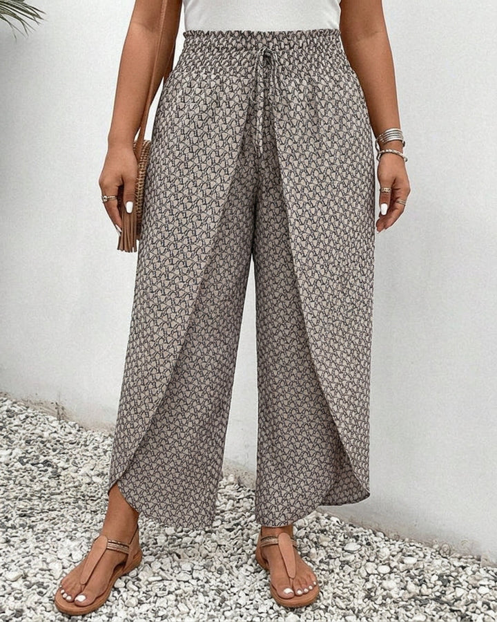 Fleur | Relaxed Wide Leg Trousers