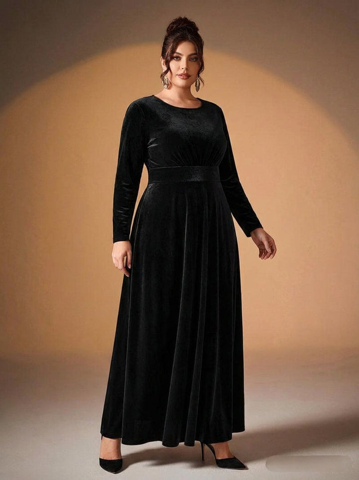 Maia | Long-Sleeve Velvet Maxi Dress