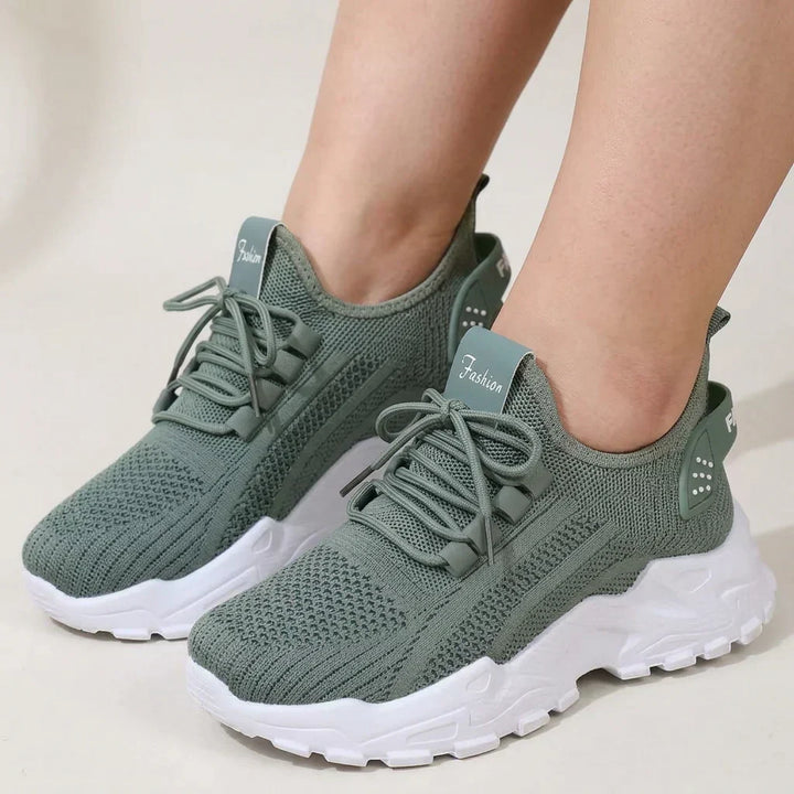 Quinn | Orthopaedic Trainers