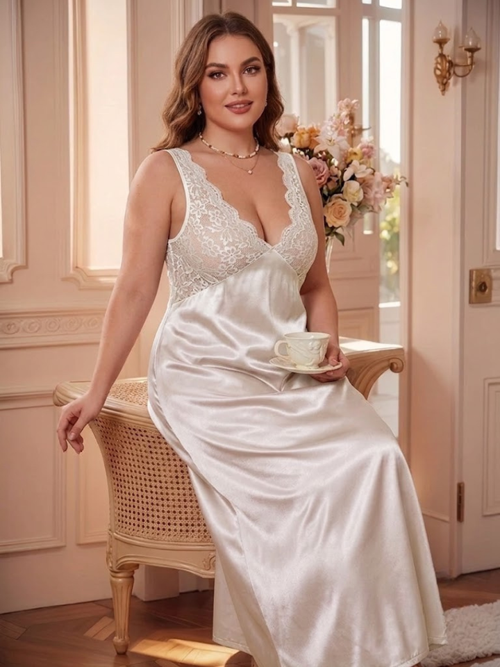 Posy | Soft Lace Backless Nightgown