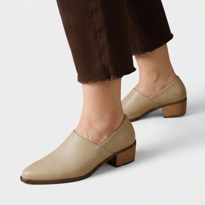 Briar - Orthopaedic Shoes
