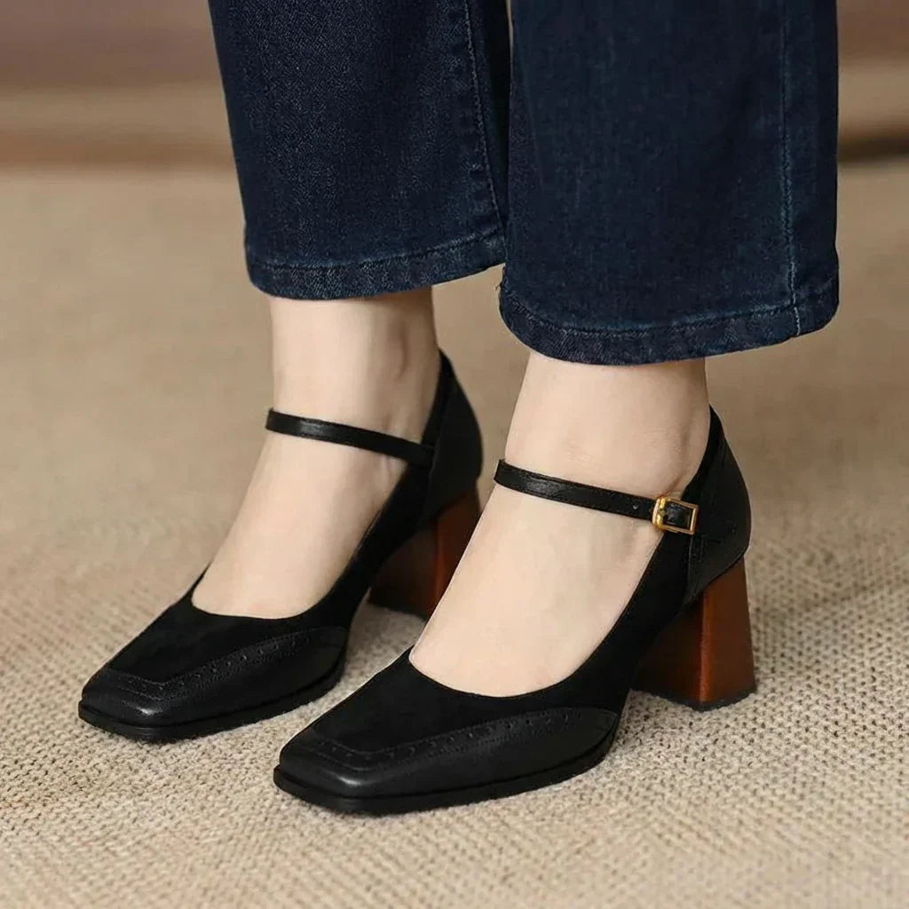 Dilys | Classic Pumps