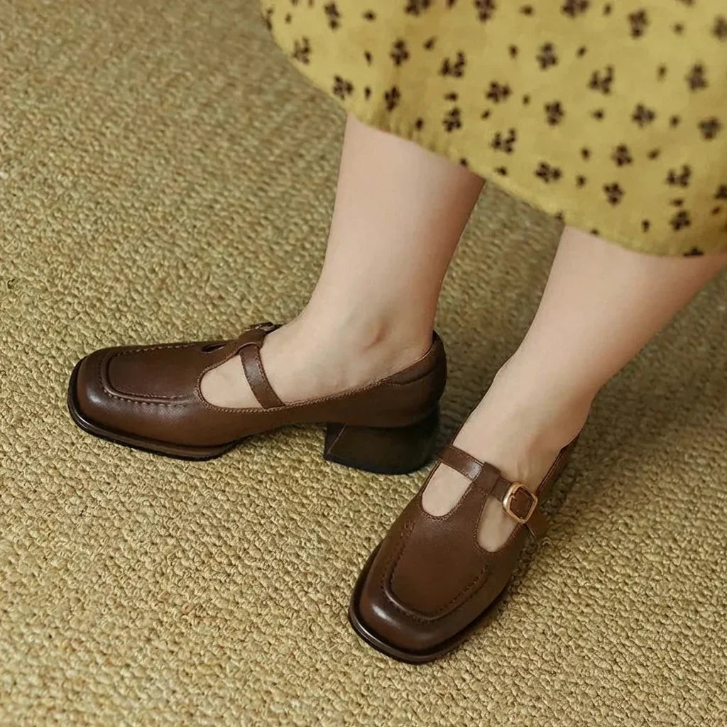 Lavinia | T-Strap Sandals