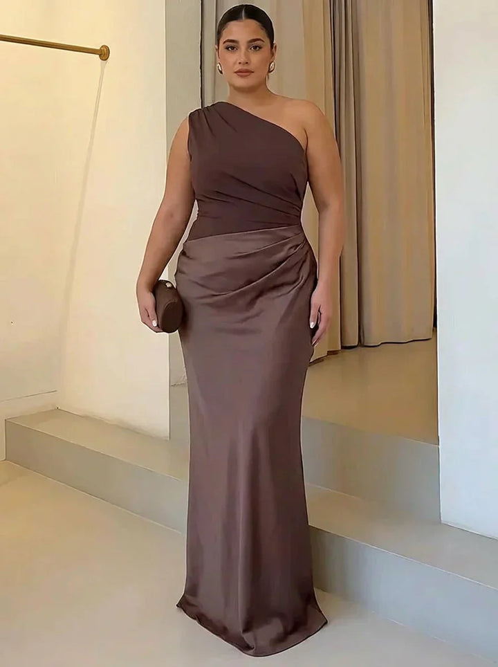Floriane | Maxi Dress with a Guilt in Satin