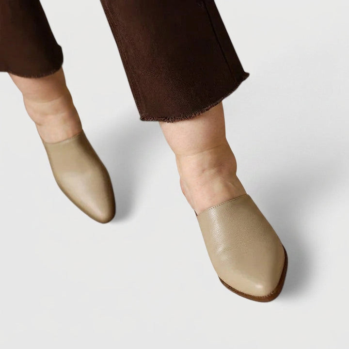 Briar - Orthopaedic Shoes