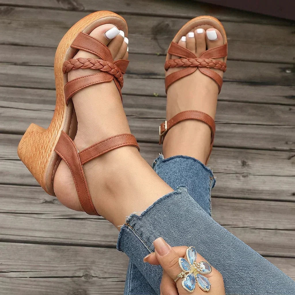 Junia | Orthopaedic Sandals