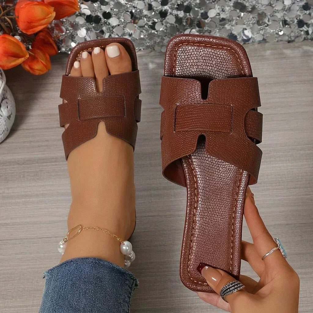 Tegan | Slides Sandals