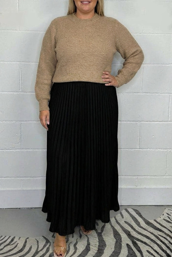 Esmé - Maxi dress with Jumper and pleated skirt
