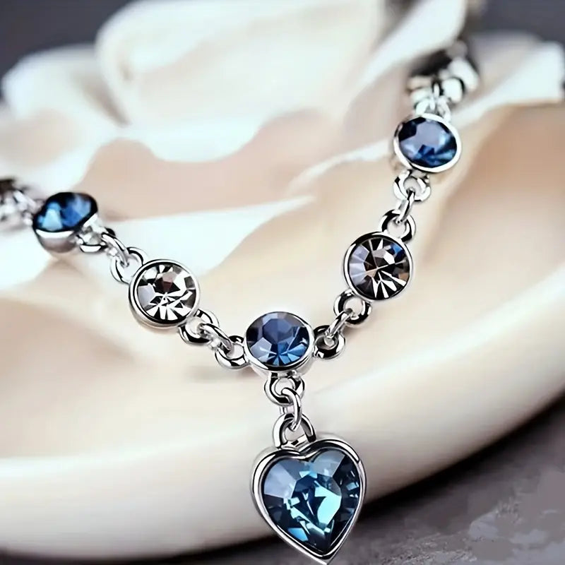 Heledd Heart Glow Bracelet | White Gold