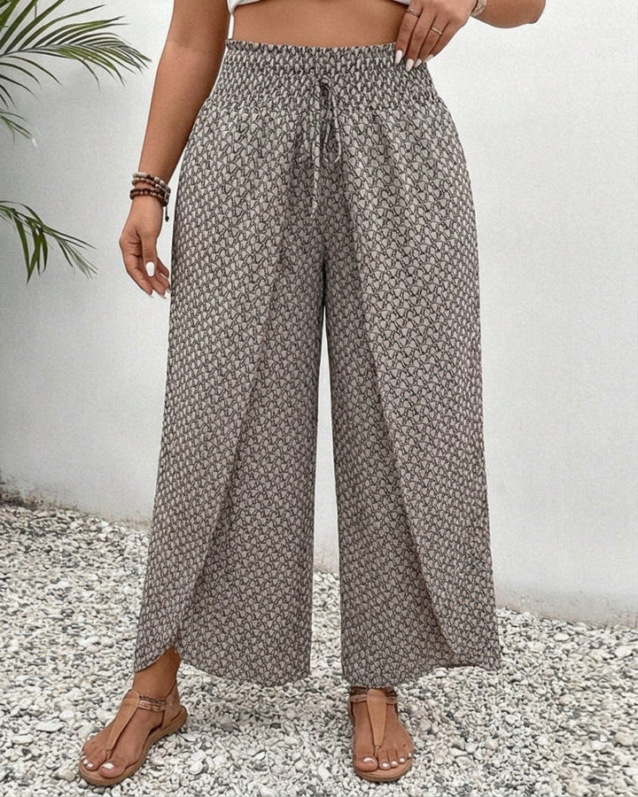 Fleur | Relaxed Wide Leg Trousers
