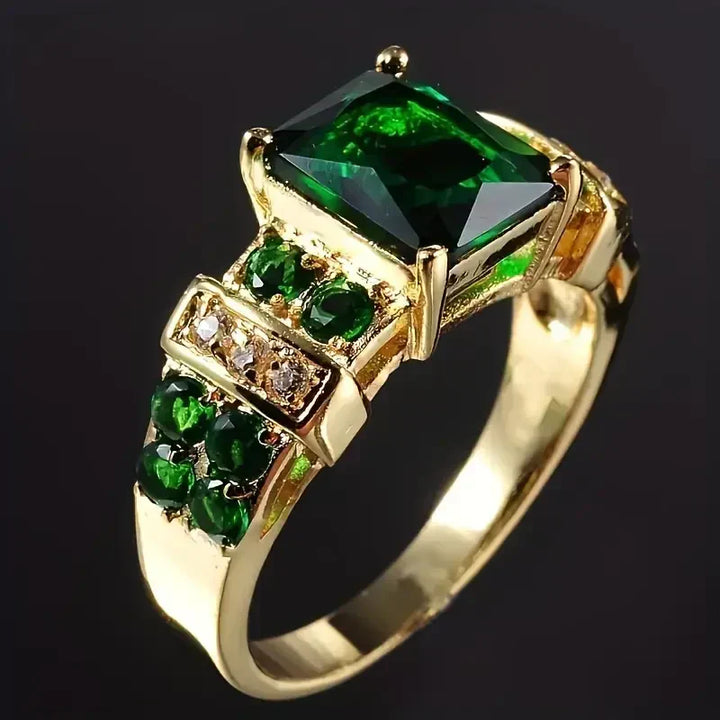 Naomi Emerald Ring | Gold