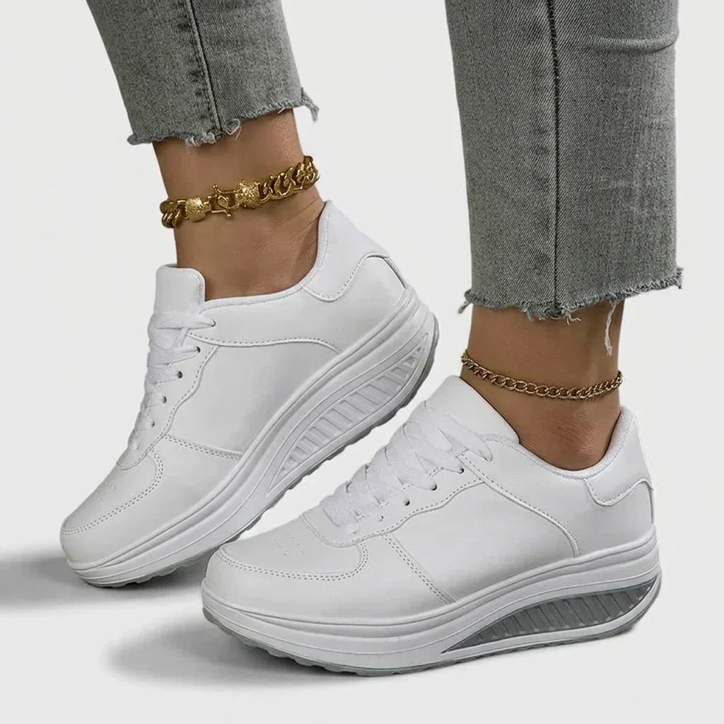 Oona | Orthopaedic Trainers