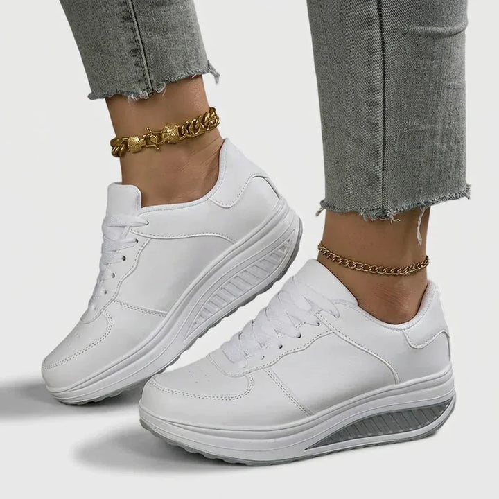 Oona | Orthopaedic Trainers