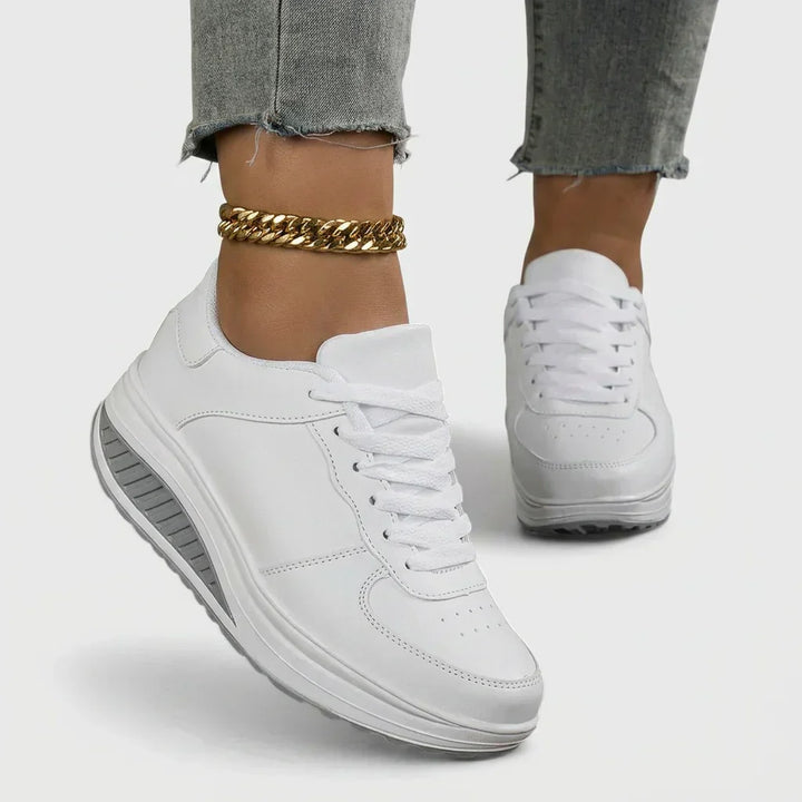 Oona | Orthopaedic Trainers